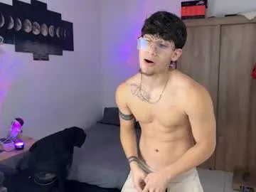Freechat kisan_smith on Chaturbate
