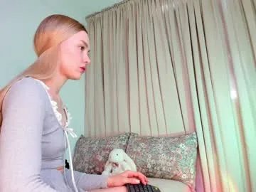 kitty__sophie on Chaturbate