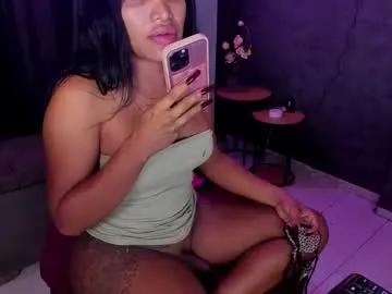 Freechat kittyhotts on Chaturbate