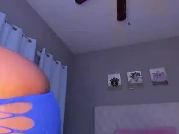 Freechat kloewandan on Chaturbate