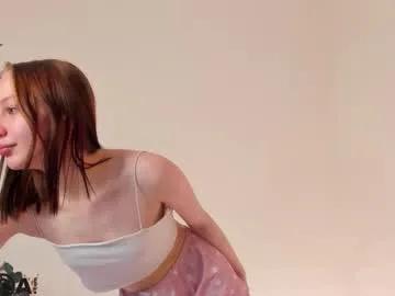 lallycute from Chaturbate