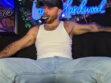 lancehardwood222 on Chaturbate