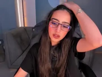 Freechat larisasmirnov on Chaturbate