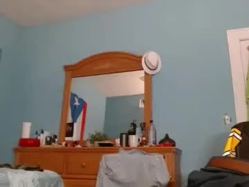 Freechat latinfyre on Chaturbate