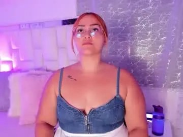 leahbarker on Chaturbate