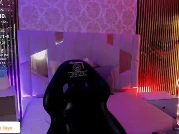 Freechat lihian_tay on Chaturbate