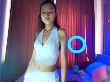 lihnpham from Chaturbate