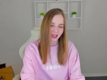 lina_reeds on Chaturbate