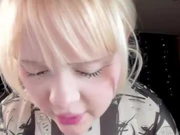 lisalaas from Chaturbate