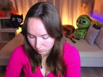 little_doll_meow on Chaturbate