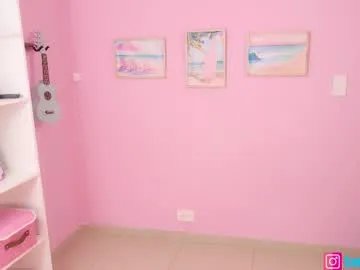 little_effy18_ on Chaturbate 