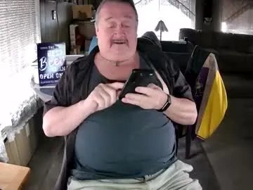 Freechat littled83057 on Chaturbate