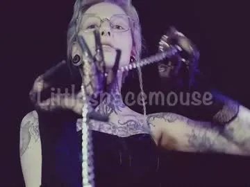 Freechat littlespacemouse on Chaturbate