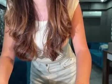 littlesweetyy on Chaturbate