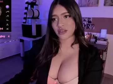lolaasmith_21 on Chaturbate 