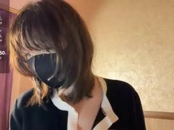 lolololalola — hii! i'm  #new here<3 i have big #ass and also #natural tits, btw my #lovense is on. let's have fun!  make me cum<3 [2500 tokens remaining]