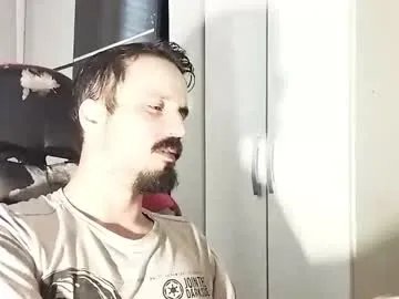 Freechat lookaz4010 on Chaturbate