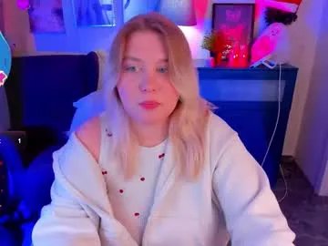 louisemous — GOAL: Show panties [318 tokens remaining] Welcome to my room! #feet #blonde #redhead #lovense #new