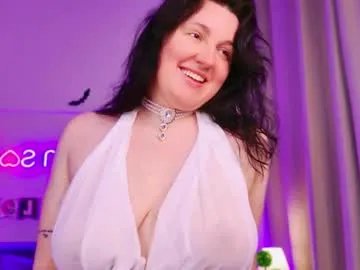 love_me_tonight_ on Chaturbate