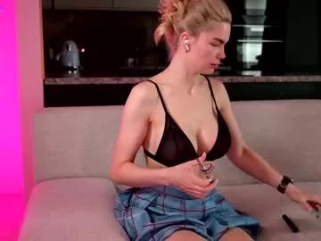 love_you_to123 on Chaturbate 