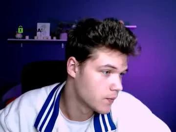 Group lucas_long_ on Chaturbate