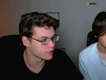 Group lucas_long_ on Chaturbate