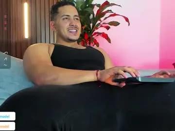 Freechat lucasanto_ on Chaturbate