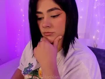 Freechat lucy266_ on Chaturbate
