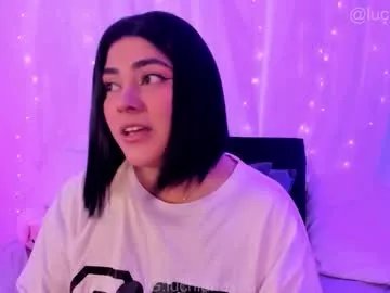 Freechat lucy266_ on Chaturbate