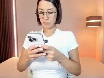 luvely_unique on Chaturbate
