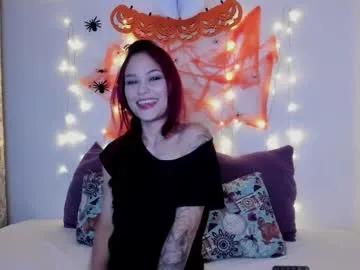 mae_lyra from Chaturbate