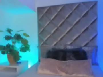 malaia_hills from Chaturbate