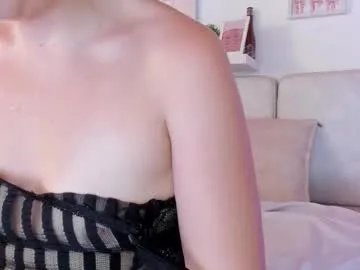Freechat malka_burning on Chaturbate