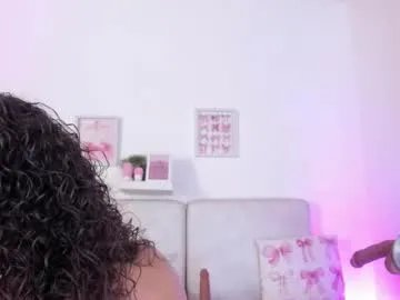 Freechat malka_burning on Chaturbate