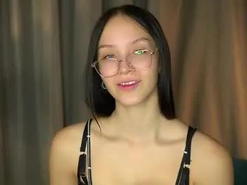 Checkout 19 years old mariannsullivant from Chaturbate mariannsullivant from Chaturbate