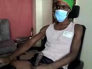 Freechat martineznn64 on Chaturbate