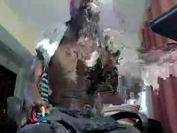 Freechat martineznn64 on Chaturbate