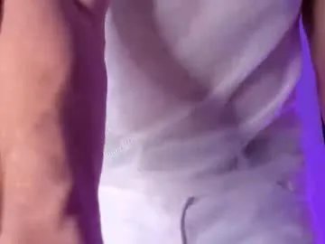 Freechat max_valiant1 on Chaturbate