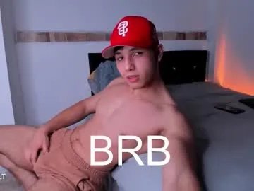 Freechat max_valiant1 on Chaturbate