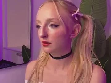 mayasnoww on Chaturbate