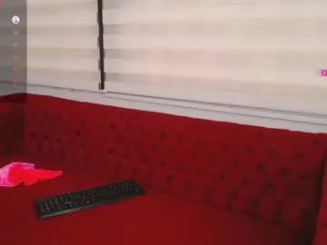 Freechat meilybarbie on Chaturbate