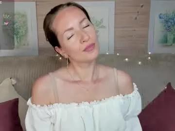 Freechat melodyys on Chaturbate