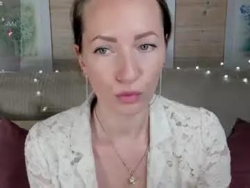 Freechat melodyys on Chaturbate