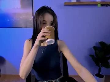 mia_starrr_ on Chaturbate