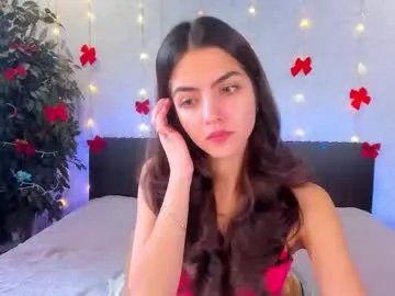 Freechat milana_crystal_ on Chaturbate