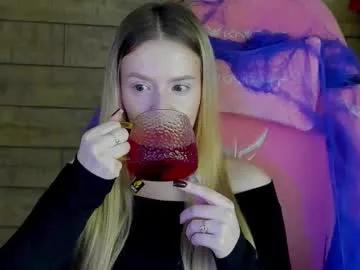 milanabalmain on Chaturbate