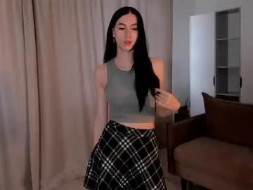 Try dirty model Missmelt missmelt from Chaturbate