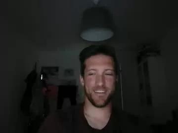 Freechat moms_little_monster on Chaturbate