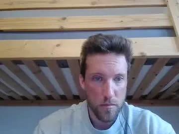 Freechat moms_little_monster on Chaturbate