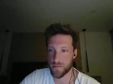 Freechat moms_little_monster on Chaturbate